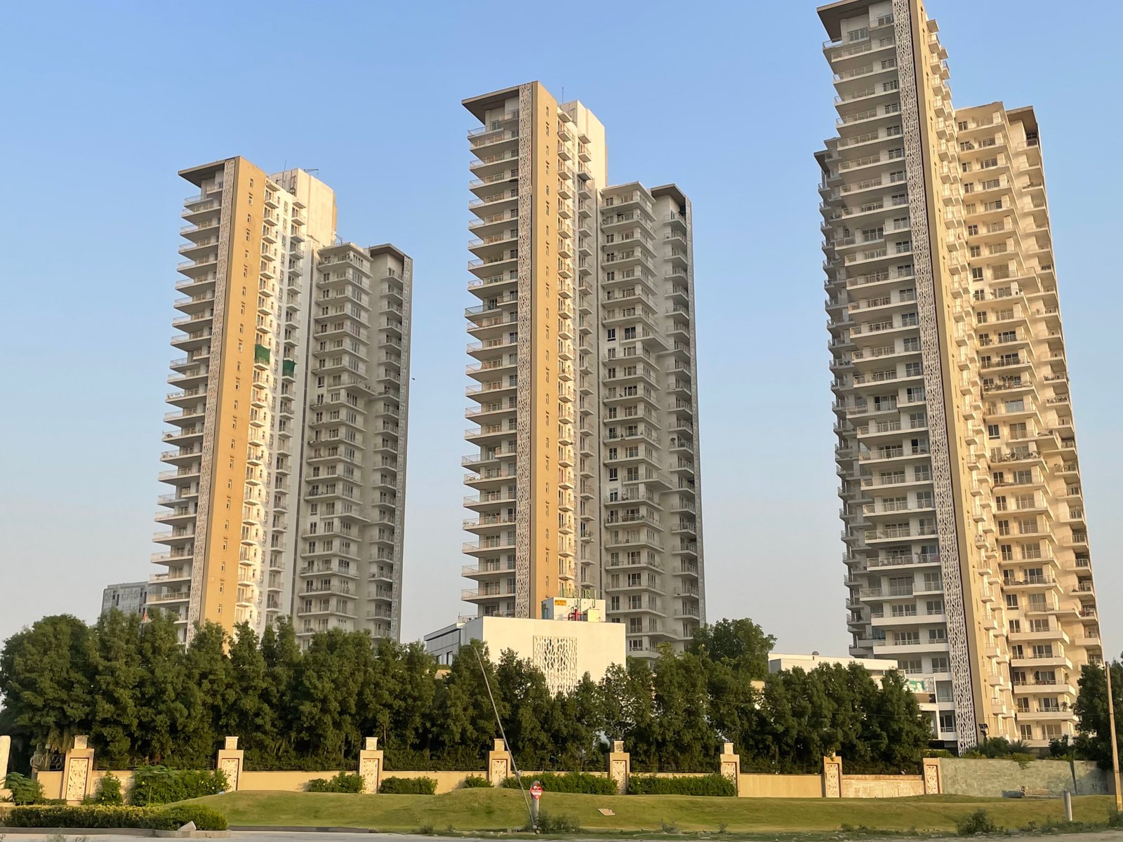 Puri Emerald Bay Sector 104 Gurgaon